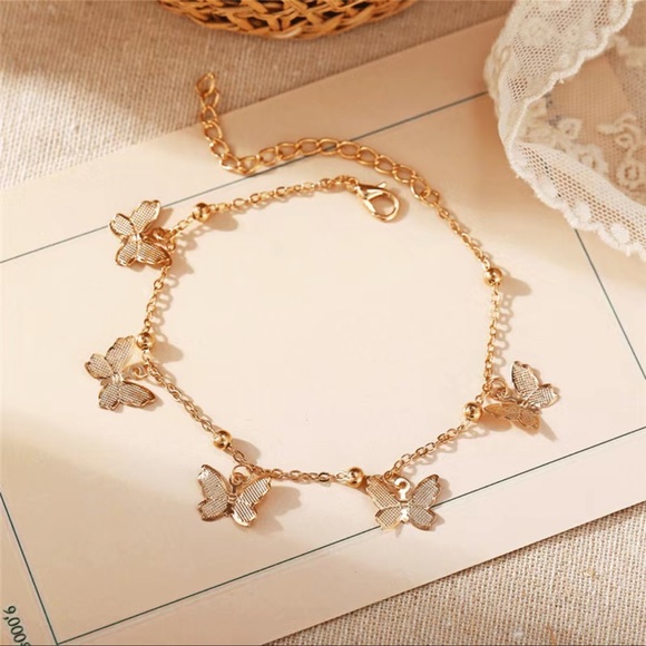 Minimalistic Gold 18k plated Butterfly Anklet - Picture 4 of 4